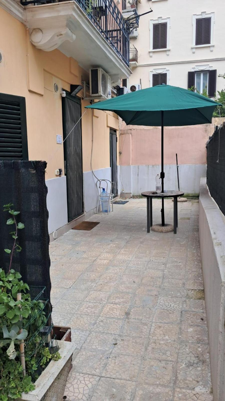 Apartamento Dimoramadonnella Bari Exterior foto